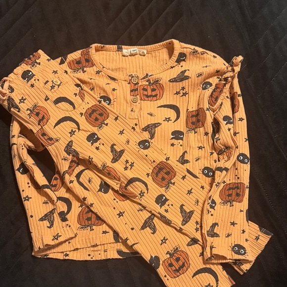 Jessica Simpson Orange Halloween Kids Pajama Set - Picture 1 of 1